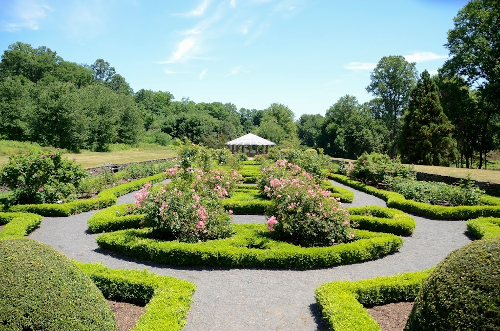 Deep Cut Gardens | 152 Red Hill Rd, Middletown Township, NJ 07748 | Phone: (732) 842-4000