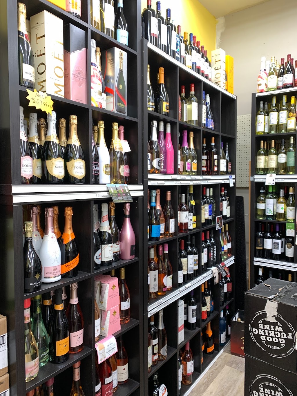 Ridgefield Park liquor and Deli | 284 Teaneck Rd, Ridgefield Park, NJ 07660 | Phone: (201) 853-9060