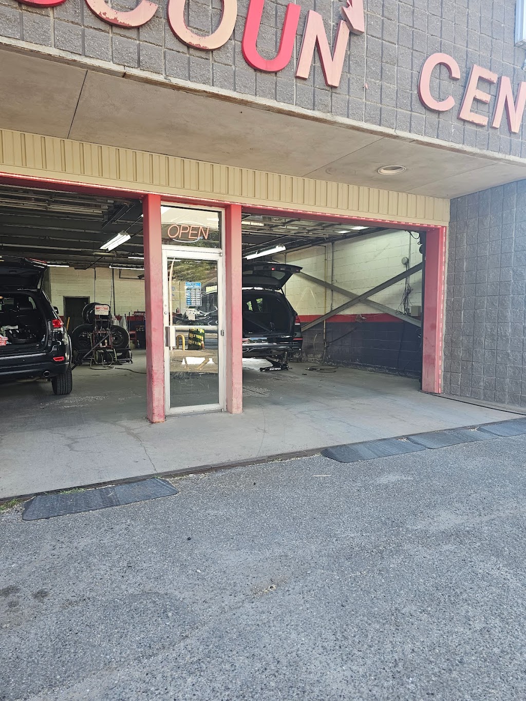 Dean Tire Service | 60 Abbett Ave, Morristown, NJ 07960 | Phone: (973) 539-6444