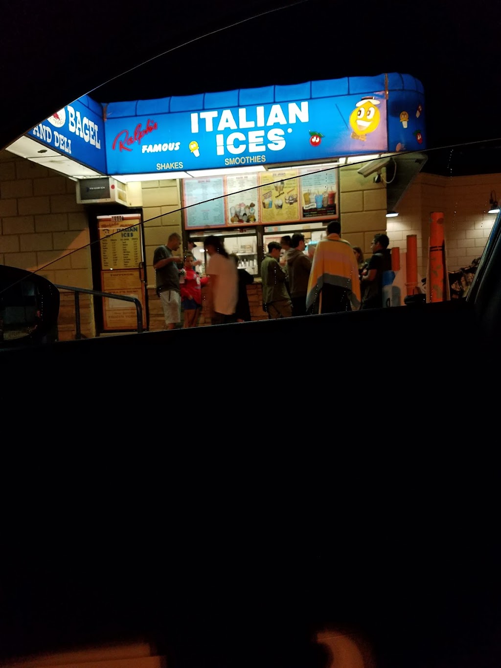 Ralphs Famous Italian Ices & Ice Cream | 1090 W Beech St, Long Beach, NY 11561 | Phone: (516) 431-7406