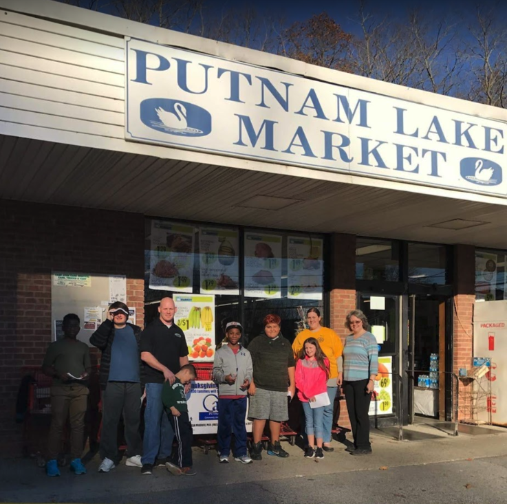 Putnam Lake Market | 74 Fairfield Dr #2154, Patterson, NY 12563 | Phone: (845) 279-5905