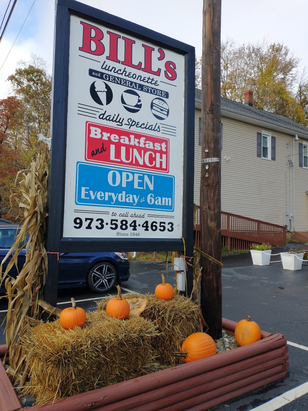 Bills Luncheonette | 455 North Rd, Chester Township, NJ 07930 | Phone: (973) 584-4653