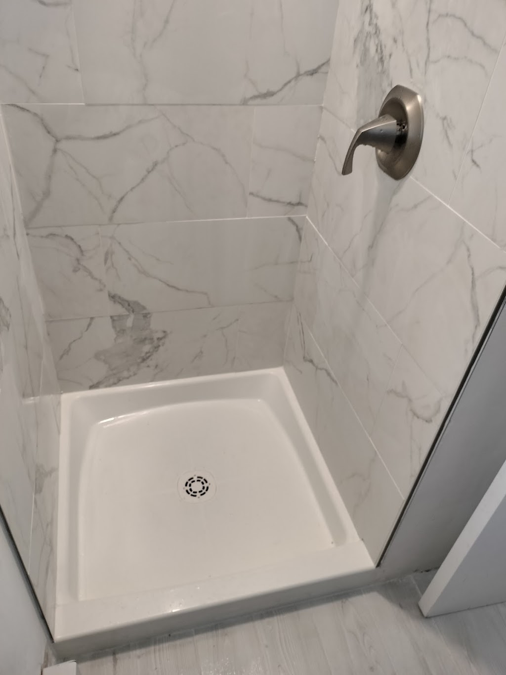 Marquis Bath Remodeling, LLC | 68 Goodwin Ave, Wethersfield, CT 06109 | Phone: (203) 440-5496