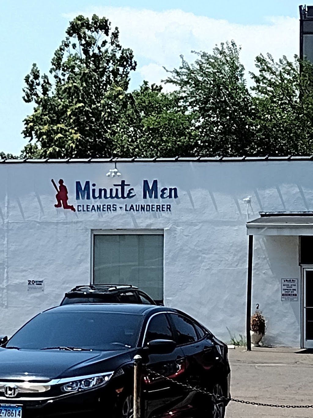 Minute Men Cleaners-Launderers | 600 Riverside Ave, Westport, CT 06880 | Phone: (203) 227-6153