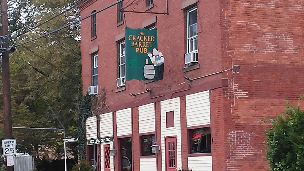 Cracker Barrel Pub | 30 Main St, Tariffville, CT 06081 | Phone: (860) 651-0598
