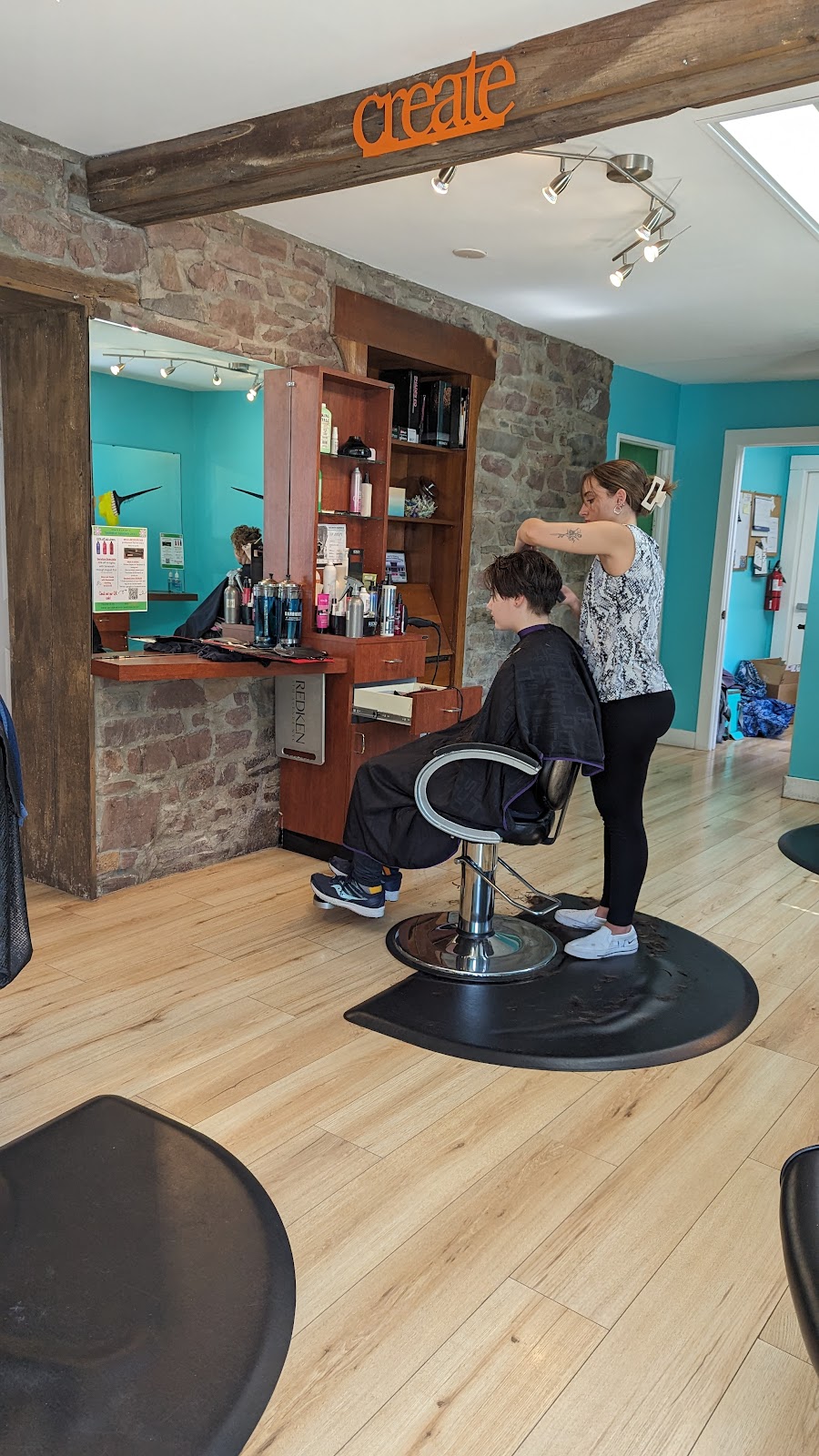 Shapes Salon | 1814 Valley Forge Rd, Norristown, PA 19403 | Phone: (610) 539-3313