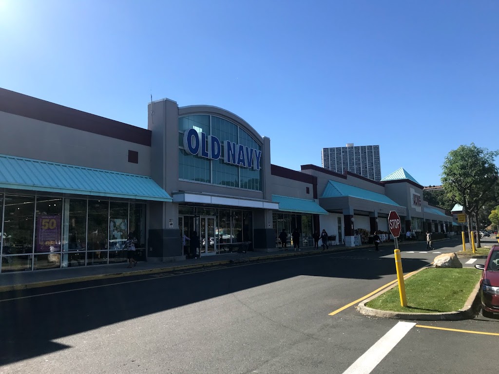 Old Navy | 485 River Rd #7F, Edgewater, NJ 07020 | Phone: (201) 943-7300
