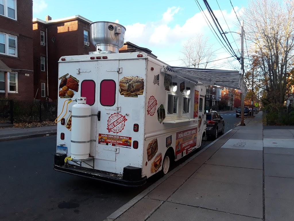 Dona Mercedes Mobile Restaurant | Putnam St & Park St intersection, Hartford, CT 06106 | Phone: (860) 833-8896