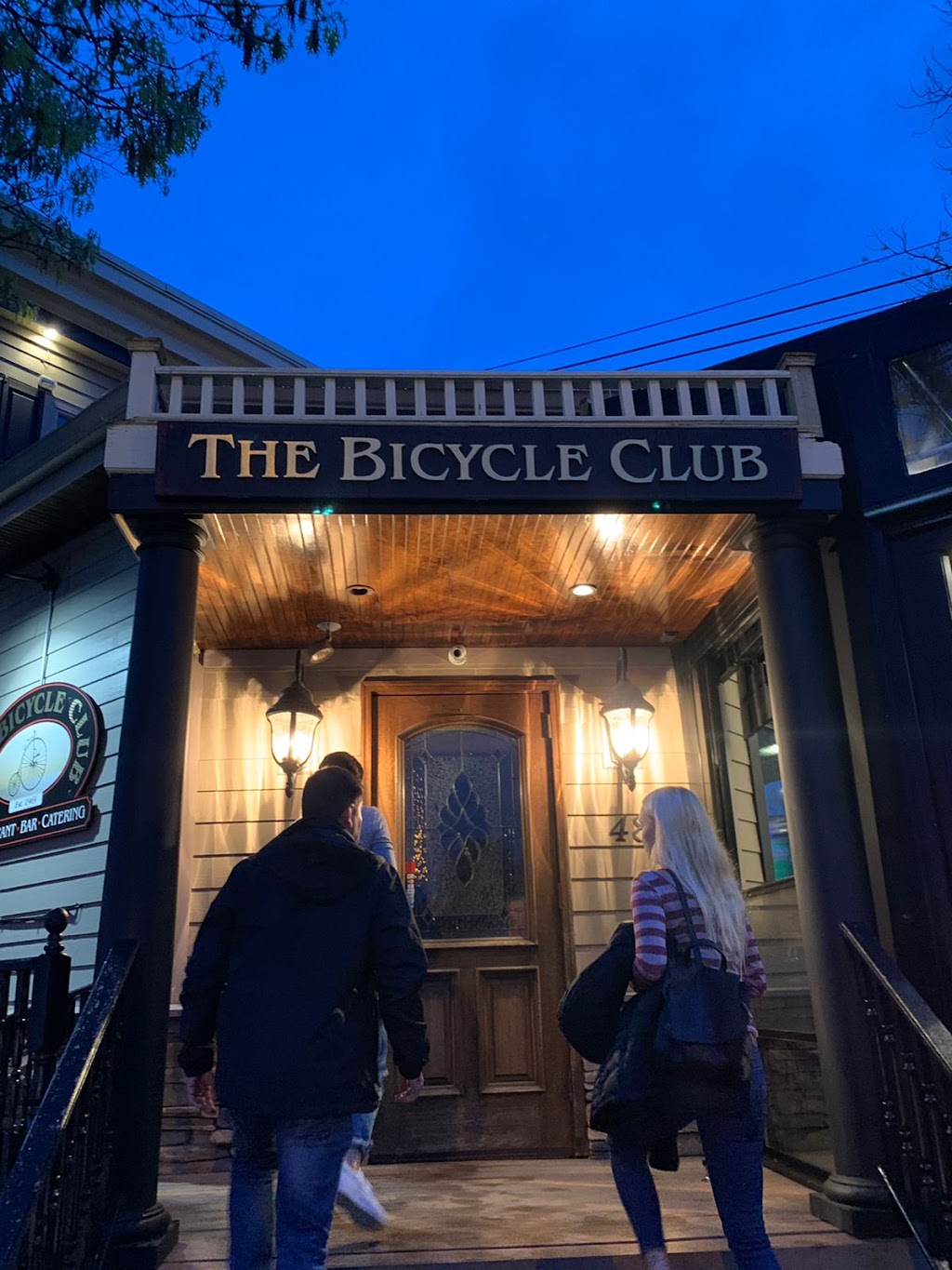 Giovannis Bicycle Club | 487 Sylvan Ave, Englewood Cliffs, NJ 07632 | Phone: (201) 894-0880
