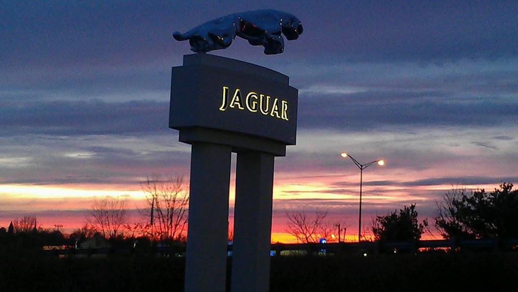 Jaguar Hartford | 133 Leibert Rd, Hartford, CT 06120 | Phone: (860) 524-0000