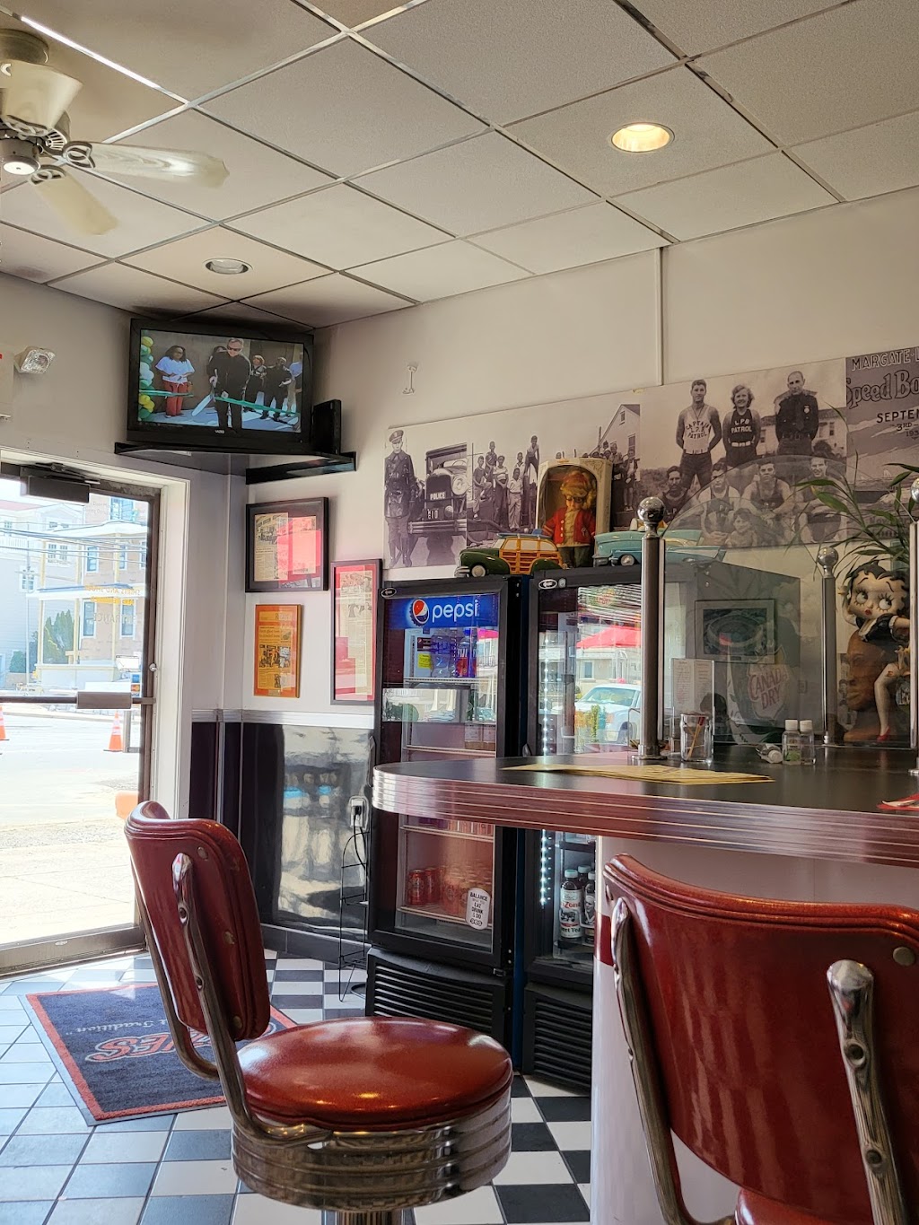 Ozzies Luncheonette | 2401 Atlantic Ave, Longport, NJ 08403 | Phone: (609) 487-0575