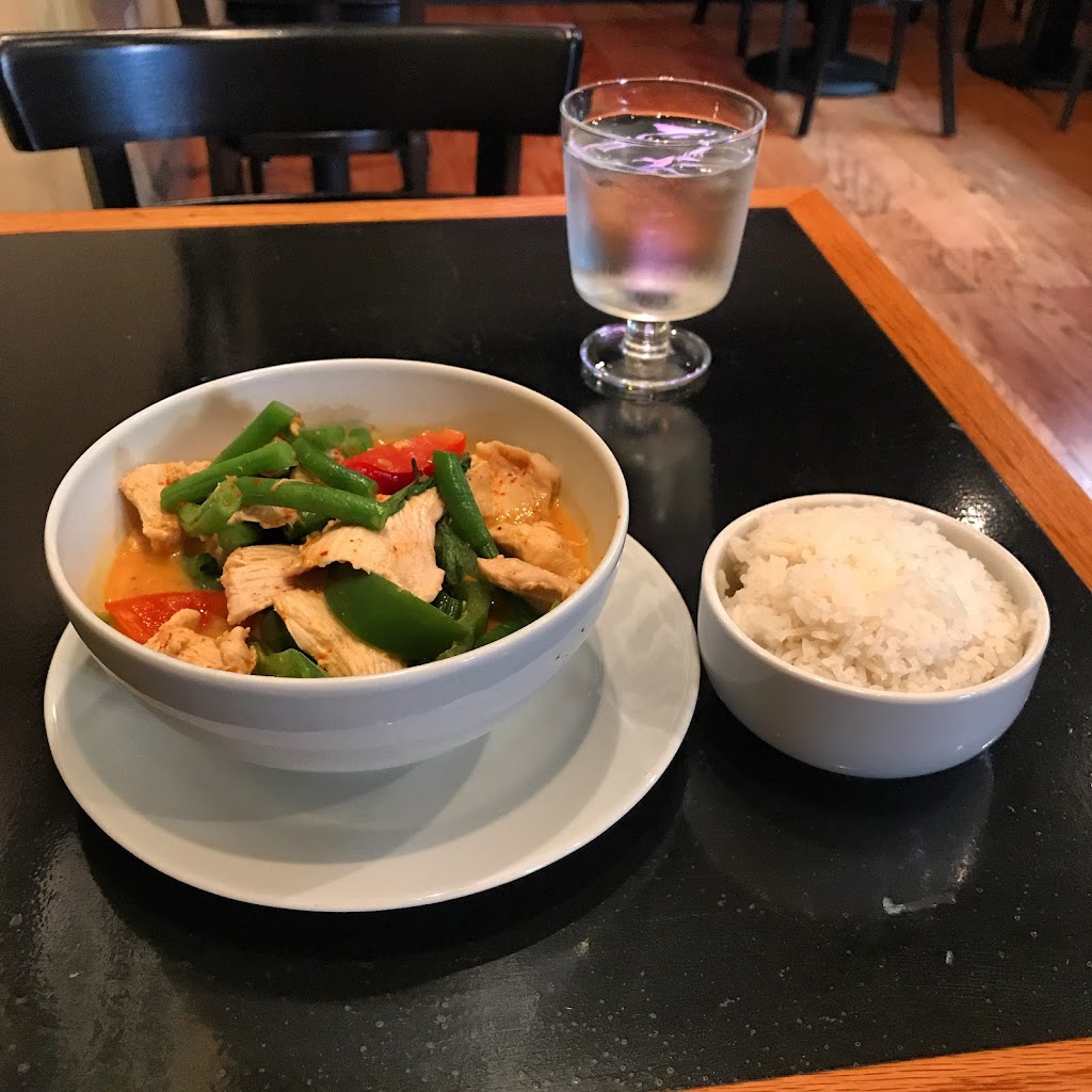 Coco Thai Kitchen | 801 Thompsonville Rd, Suffield, CT 06078 | Phone: (860) 758-7557