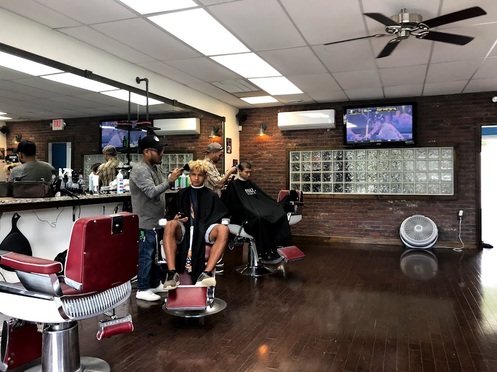 Headquarterz Barber Shop | 246 Hwy 79, Wickatunk, NJ 07765 | Phone: (732) 332-1962