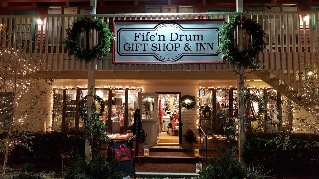 Fife n Drum Gift Shop | 59 N Main St, Kent, CT 06757 | Phone: (860) 927-3618