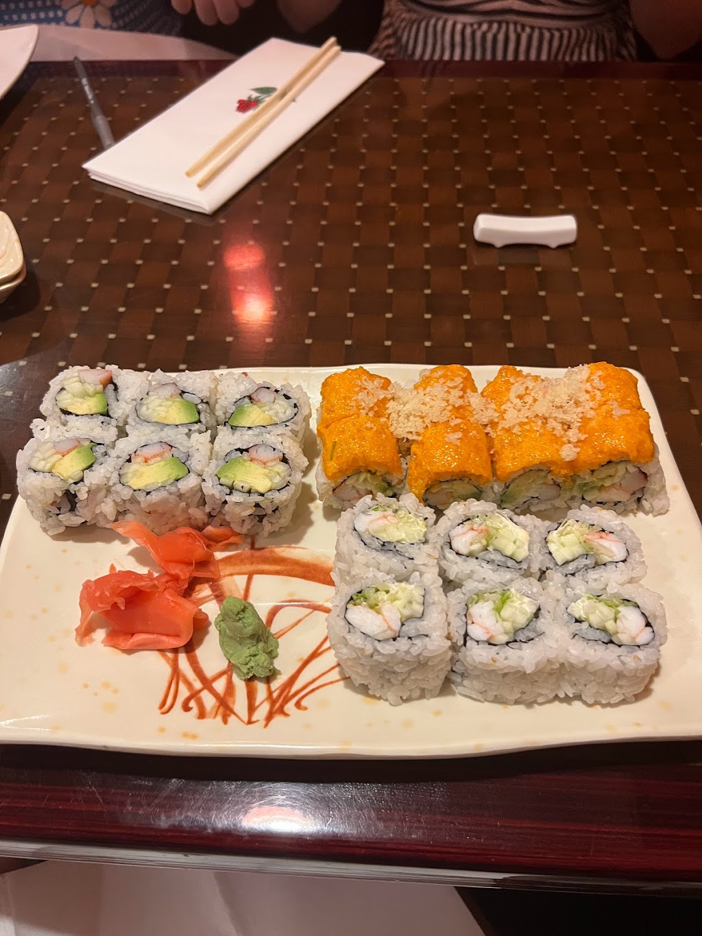 Tomo Sushi Japanese Restaurant | 806 Delsea Dr, Glassboro, NJ 08028 | Phone: (856) 582-6699