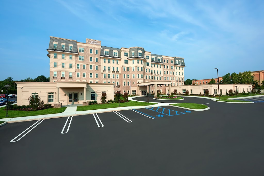 The Bristal Assisted Living at Garden City | 1001 Axinn Ave, Garden City, NY 11530 | Phone: (516) 833-5515