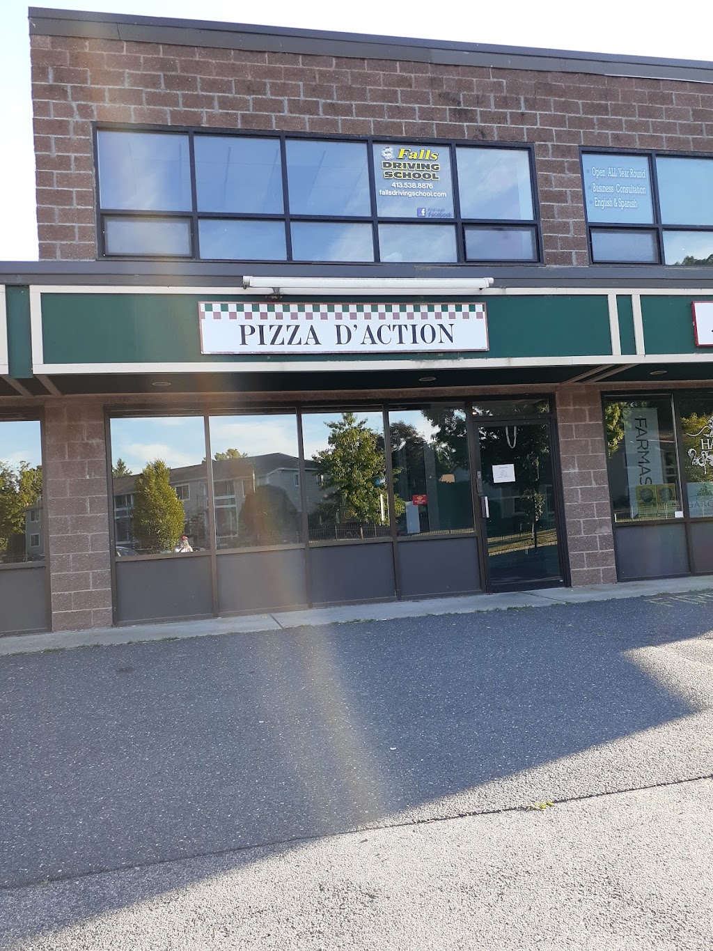 Pizza DAction | 232 Lyman St, Holyoke, MA 01040 | Phone: (413) 532-5860