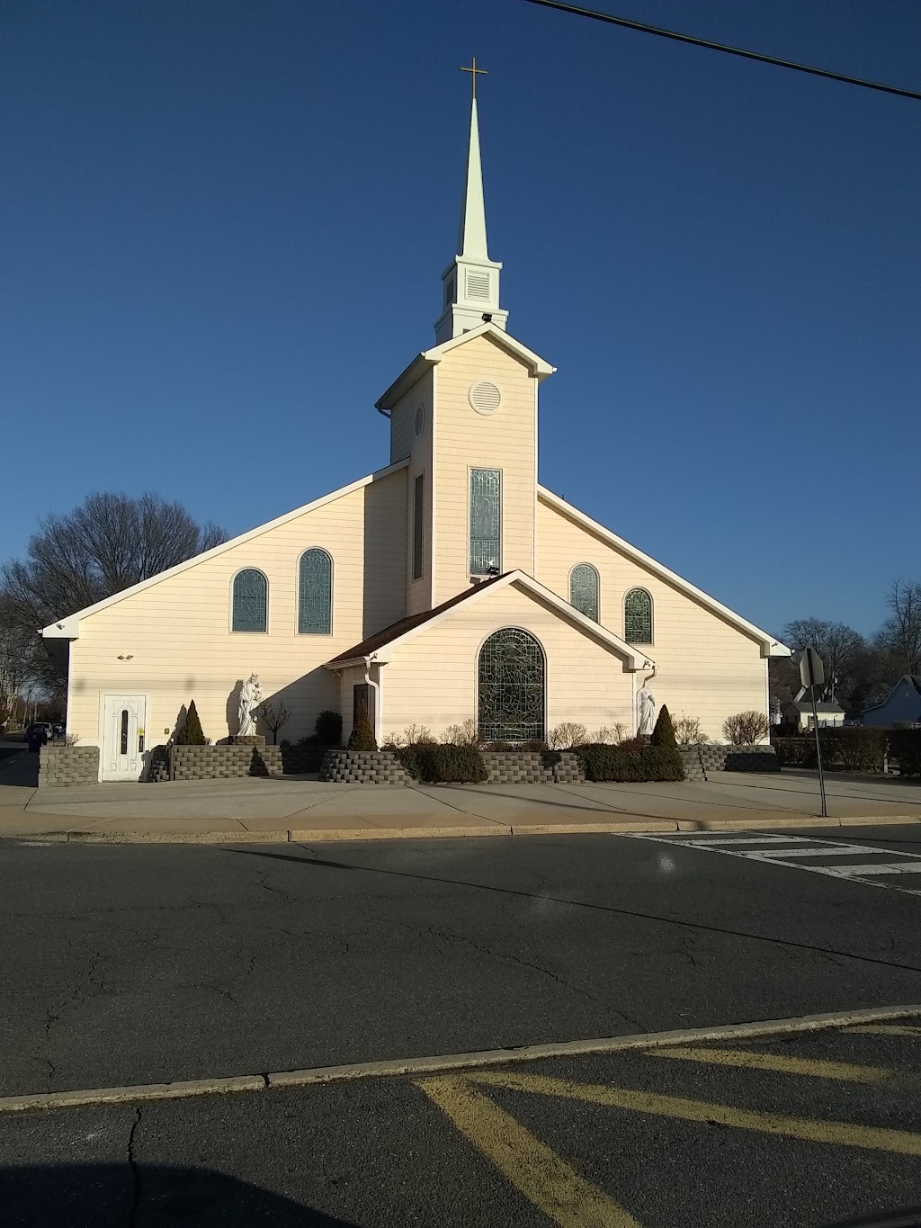 The Church of Saint Catherine Laboure | 110 Bray Ave, North Middletown, NJ 07748 | Phone: (732) 787-1318