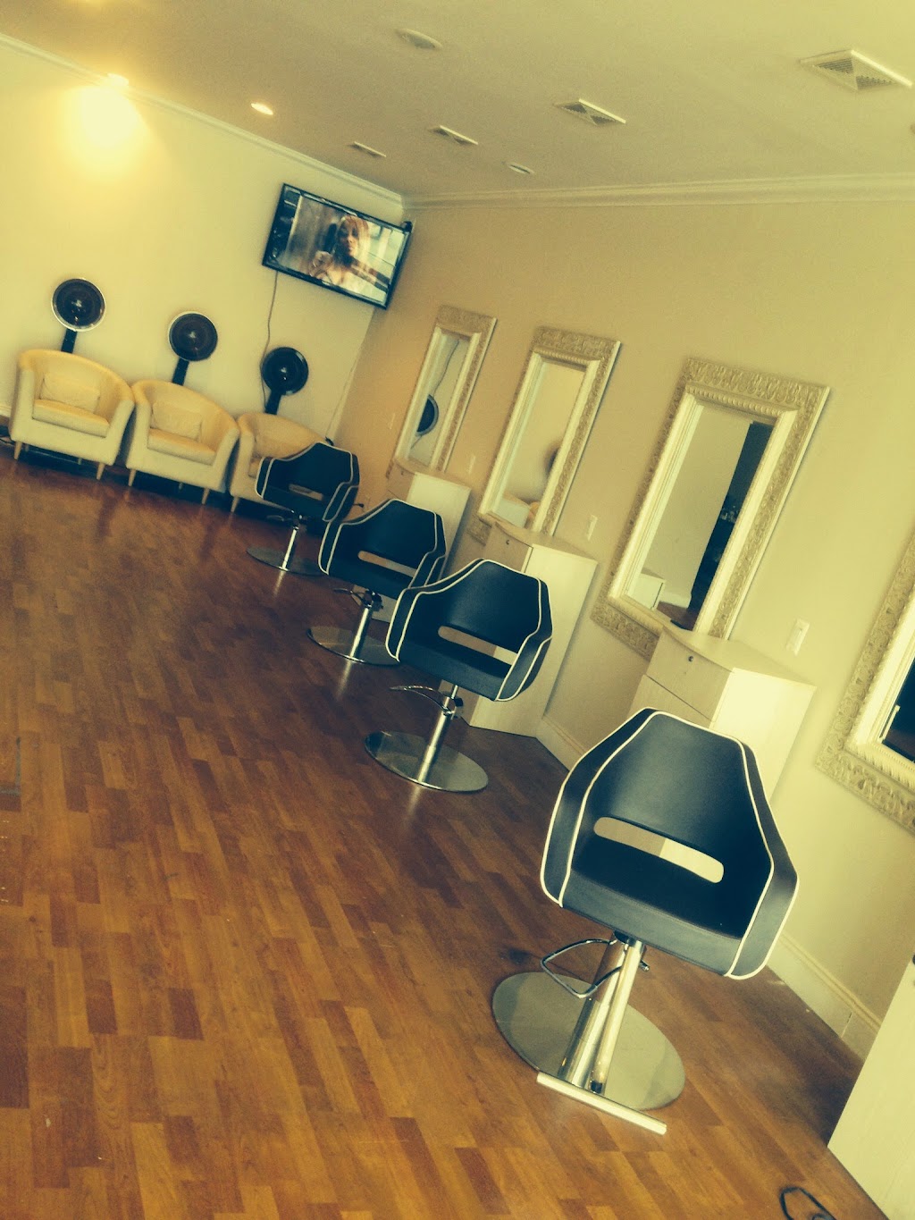 Salon J Moirai | 3981 W Ford Rd, Philadelphia, PA 19131 | Phone: (267) 279-7734