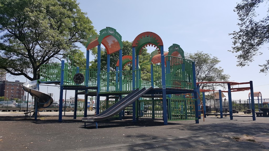 Brighton Beach Playground | Brighton 2nd St. &, Brightwater Ct, Brooklyn, NY 11235 | Phone: (212) 639-9675