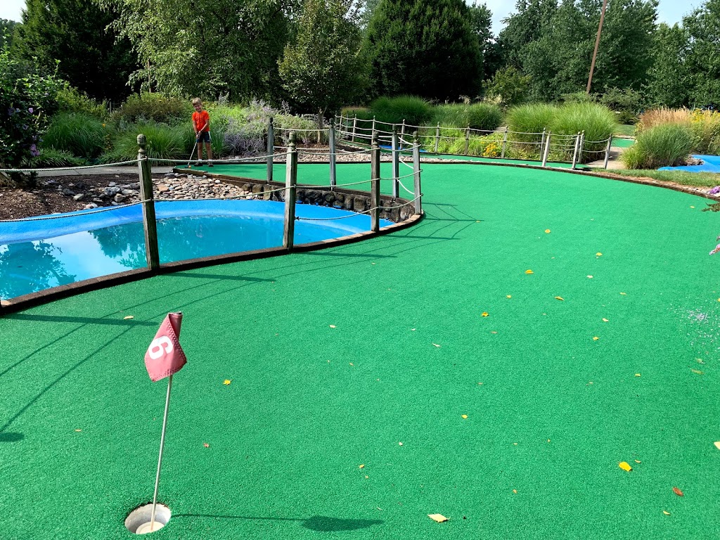 Colonial Park Putting Course | 156 Mettlers Rd, Somerset, NJ 08873 | Phone: (732) 873-8585
