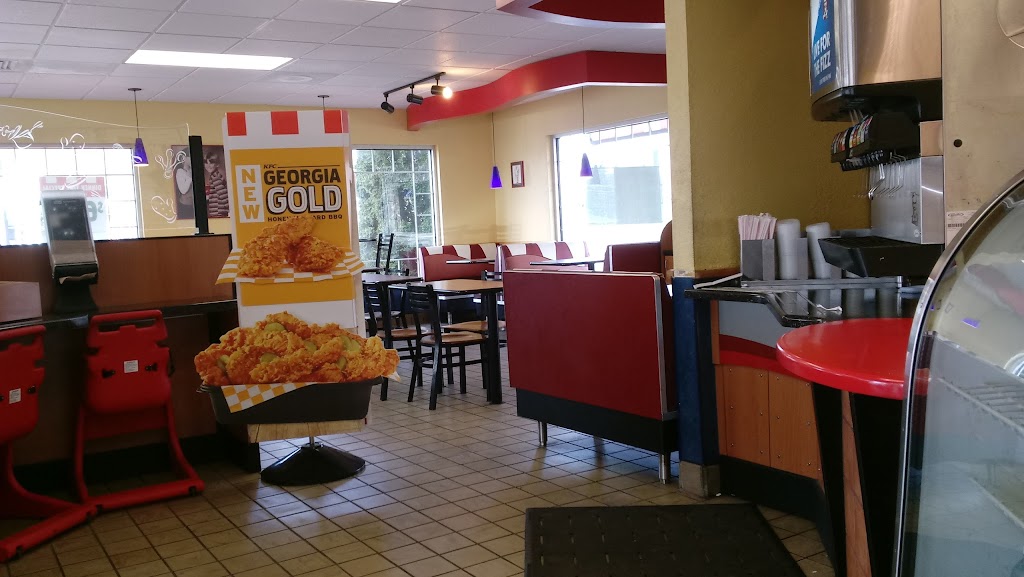 KFC | 451 Foxon Blvd, New Haven, CT 06513 | Phone: (203) 466-2556