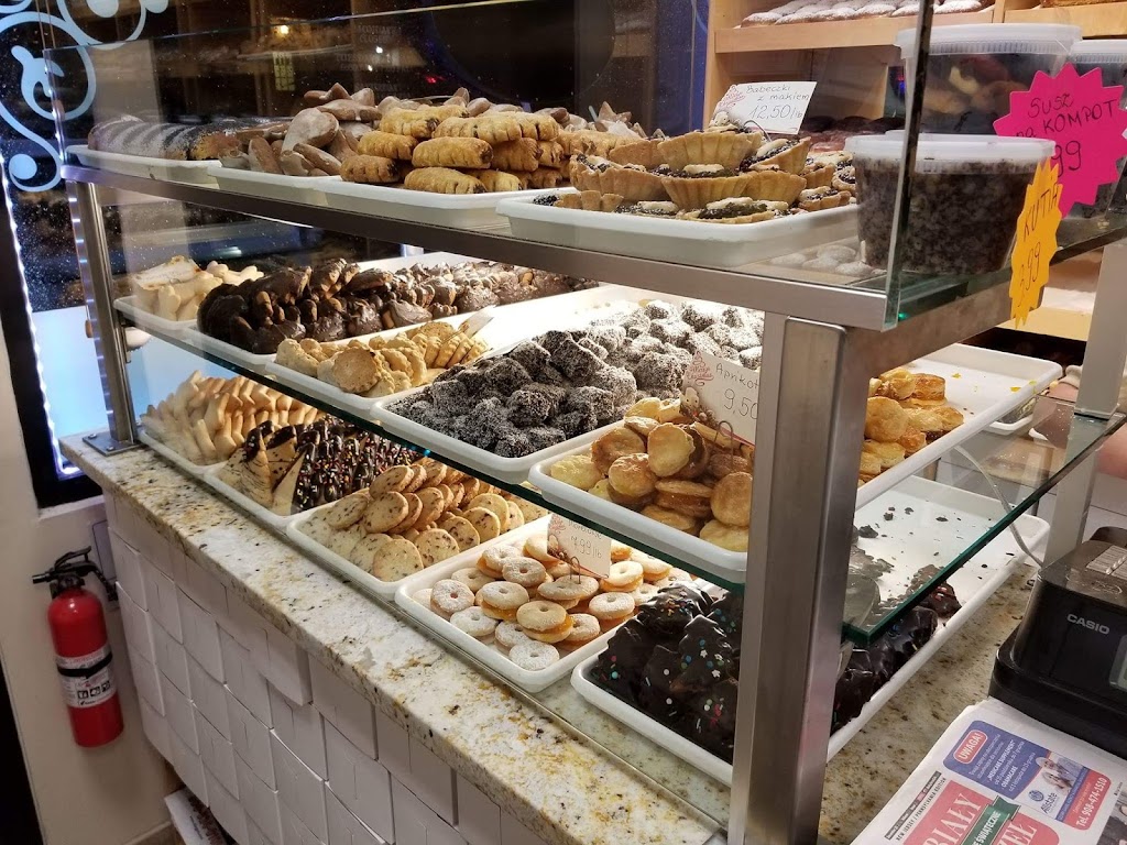 Tomi Bakery | 171 8th St, Passaic, NJ 07055 | Phone: (973) 777-9127