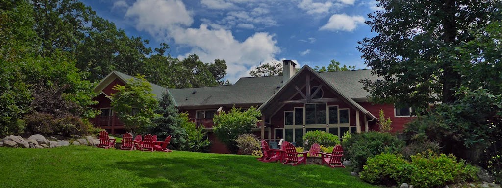 Minnewaska Lodge | 3116 US-44, Gardiner, NY 12525 | Phone: (845) 255-1110