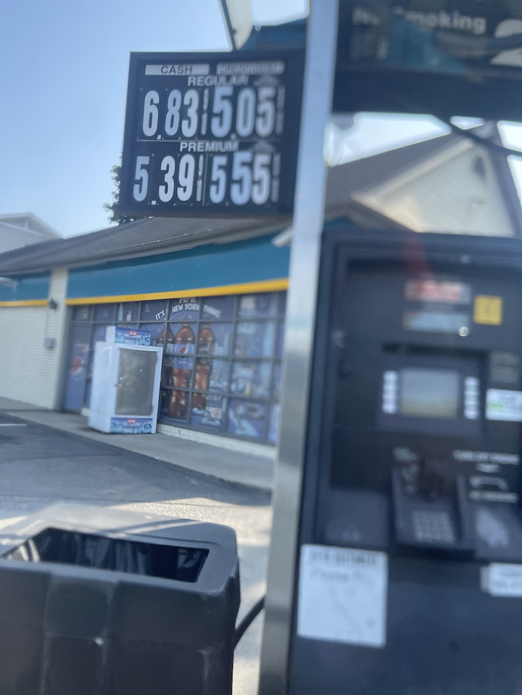 Valero Gas Station | 112 Montauk Hwy, Westhampton Beach, NY 11978 | Phone: (631) 288-3760