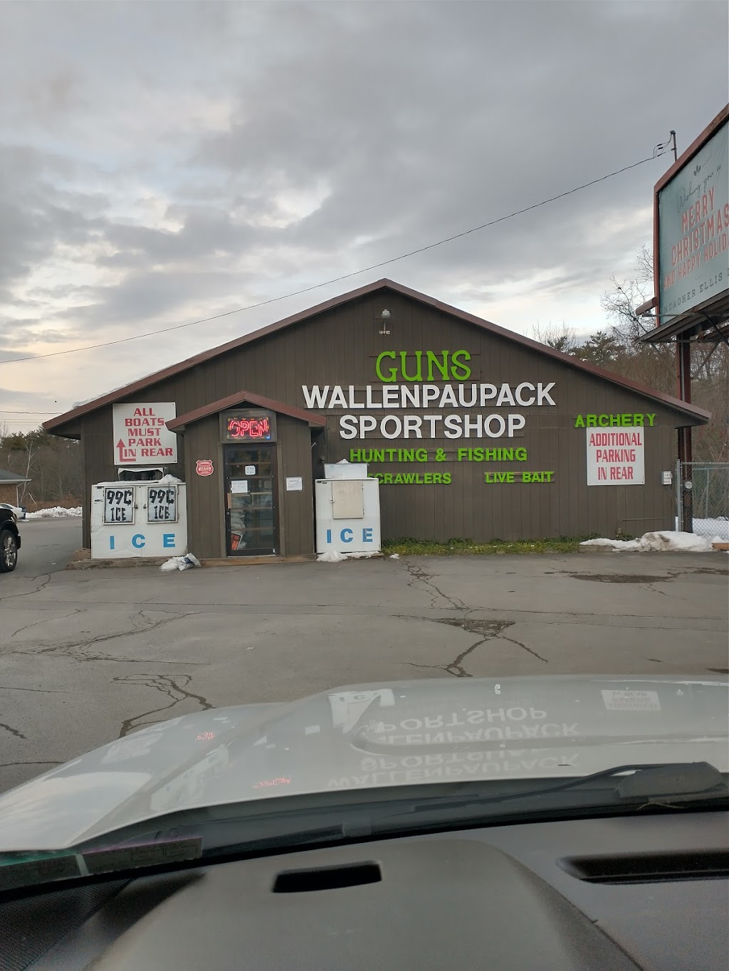 Wallenpaupack Sports Shop | 30 Welwood Ave, Hawley, PA 18428 | Phone: (570) 226-4797