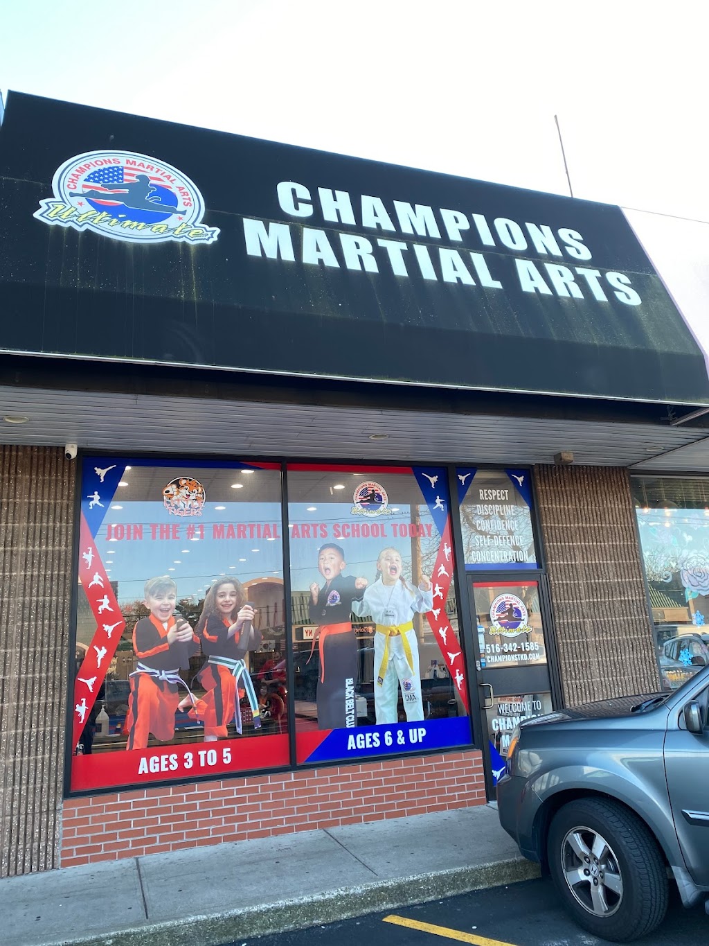 Champions Martial Arts Hicksville | 257 W Old Country Rd, Hicksville, NY 11801 | Phone: (516) 342-1585