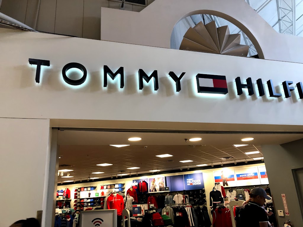 Tommy Hilfiger | 1800 Franklin Mills Cir, Philadelphia, PA 19154 | Phone: (215) 637-7889