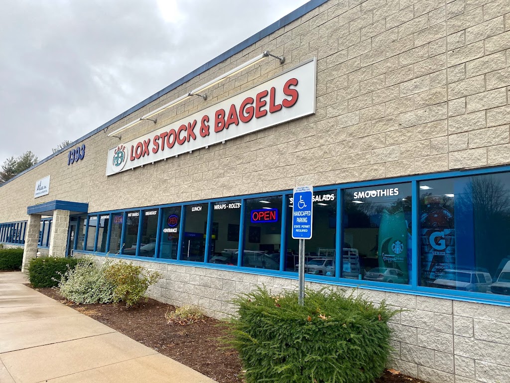 Lox Stock & Bagels | 1393 Blue Hills Ave, Bloomfield, CT 06002 | Phone: (860) 243-0147