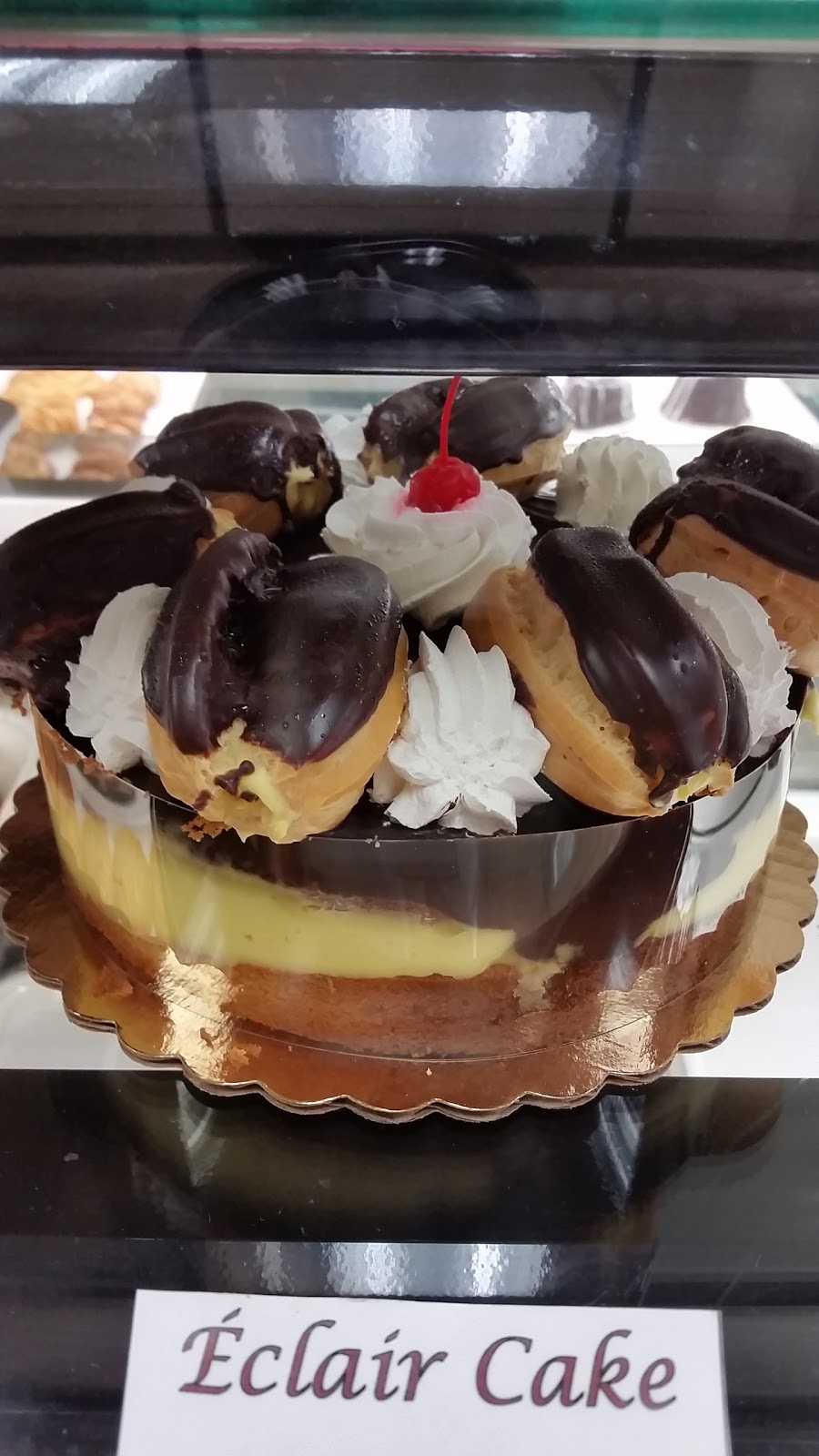 Lubertos Bakery & Deli Inc | 5477 Durham Rd, Pipersville, PA 18947 | Phone: (215) 766-2744