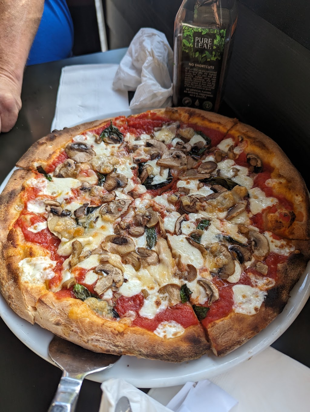Salvatores Wood Fired Pizza | 7582 N Broadway, Red Hook, NY 12571 | Phone: (845) 758-1111