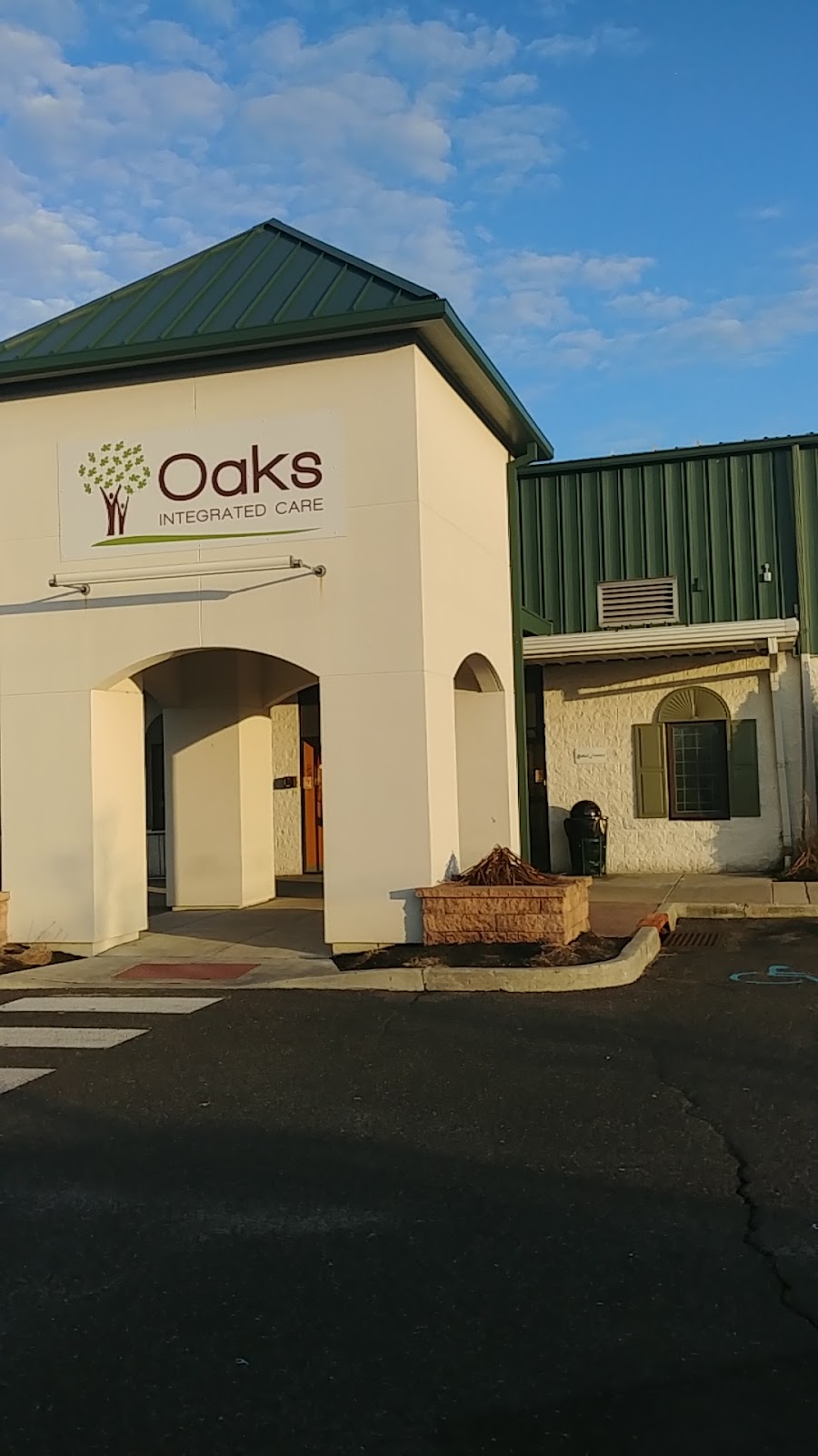 Oaks Integrated Care | 128 Berlin - Cross Keys Rd, Berlin, NJ 08009 | Phone: (856) 210-1500