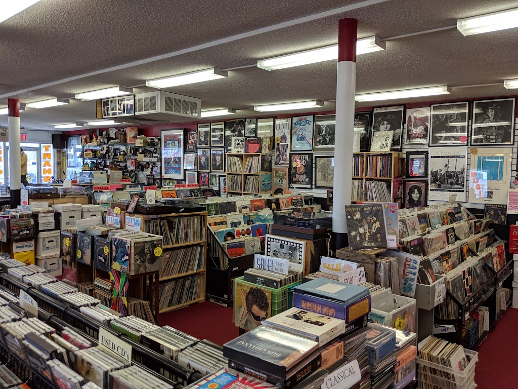 Merles Record Rack | 307 Racebrook Rd, Orange, CT 06477 | Phone: (203) 795-9033