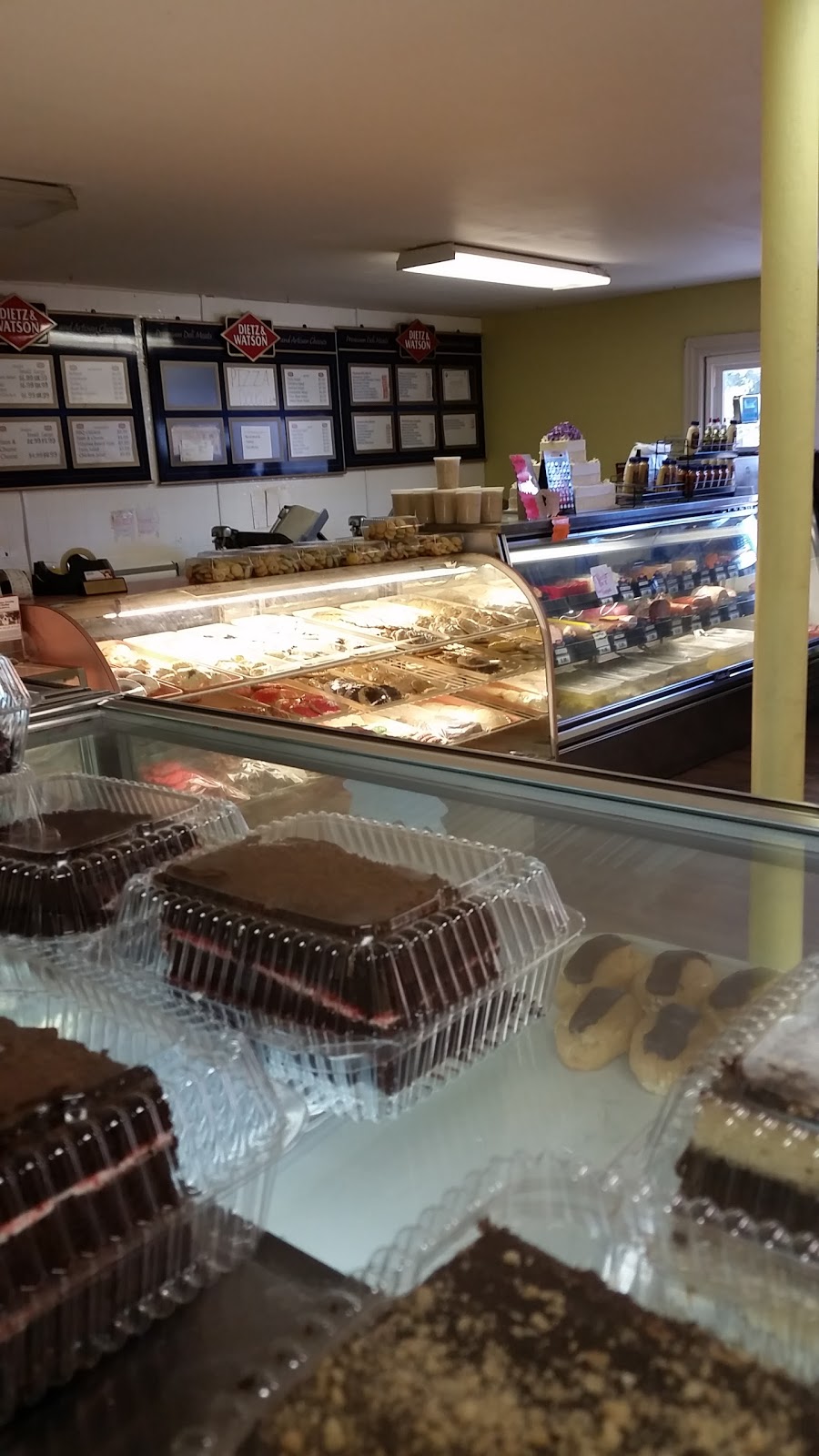 Kalmans Bakery | 1203 Hornberger Ave, Roebling, NJ 08554 | Phone: (609) 499-8022