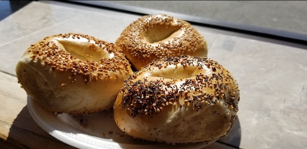 Hightstown Hot Bagels | 105 Franklin St, Hightstown, NJ 08520 | Phone: (609) 448-2440