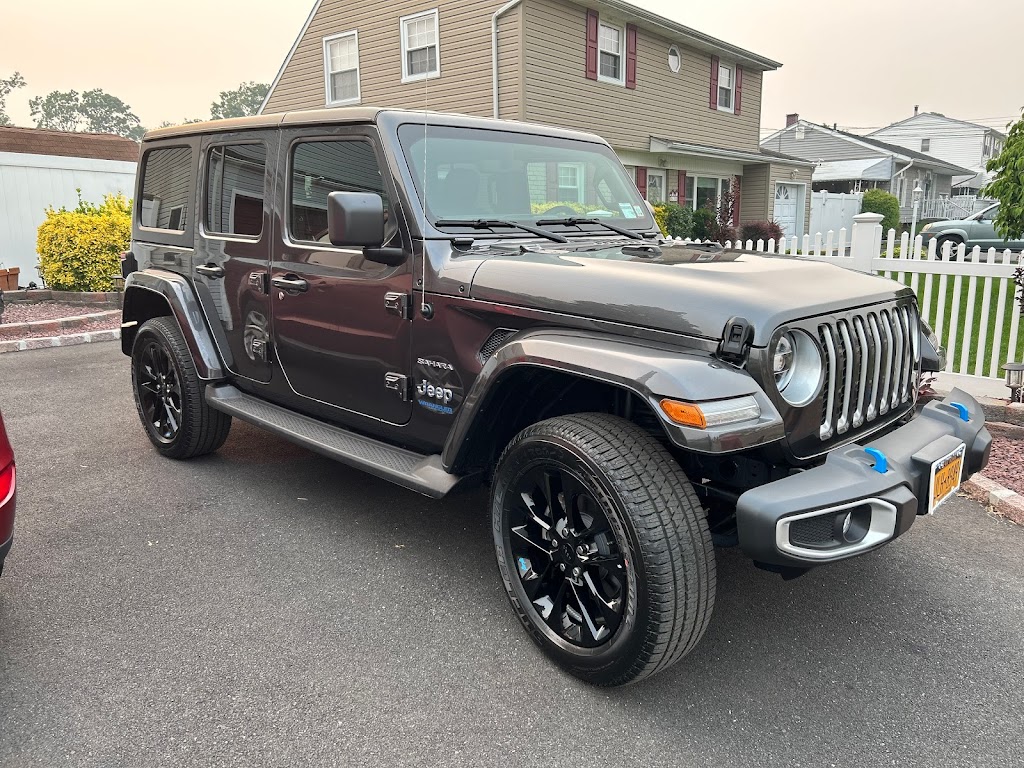 Huntington Jeep Chrysler Dodge Ram | 1220 E Jericho Turnpike, Huntington, NY 11743 | Phone: (631) 212-1178