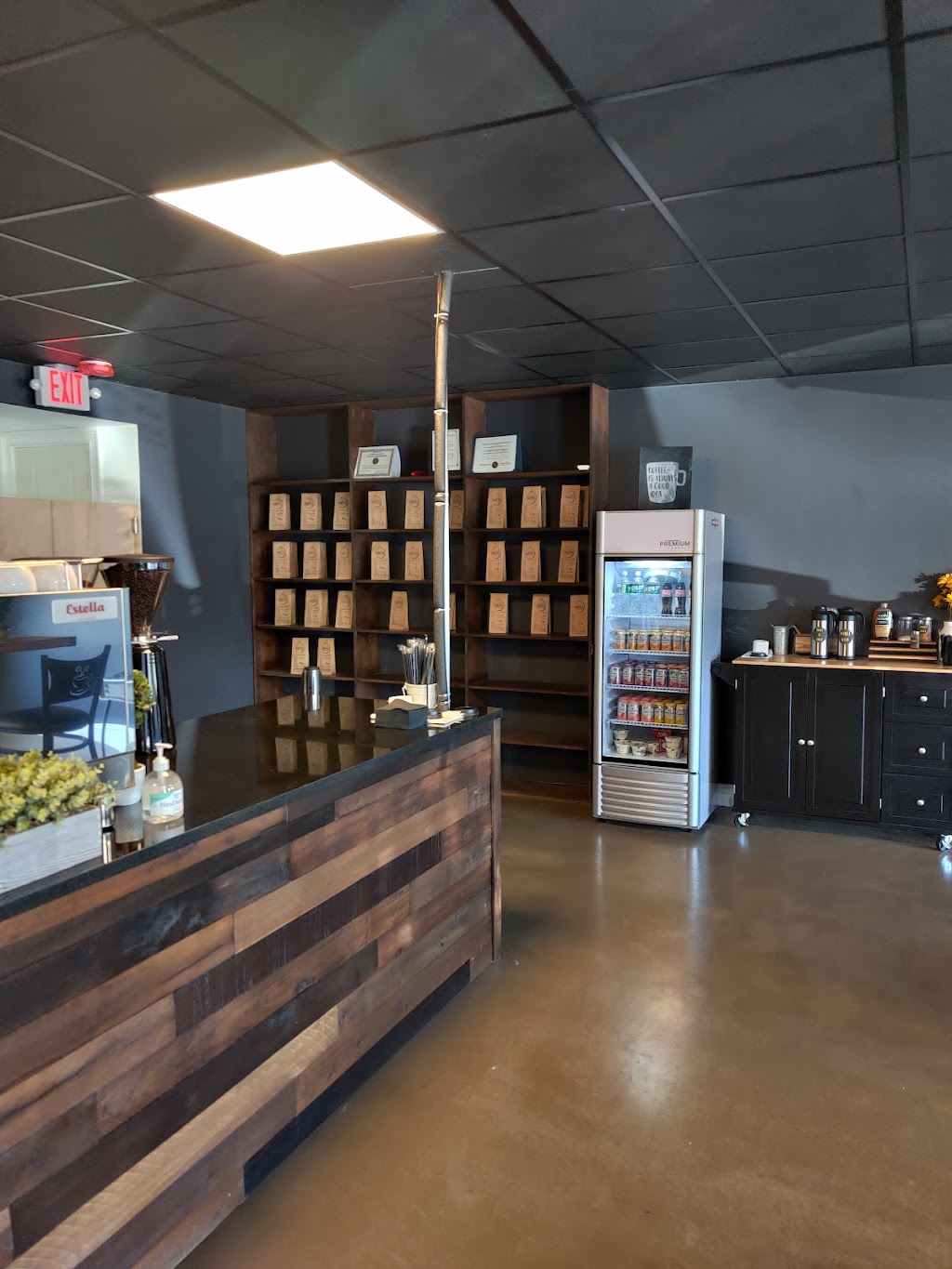 Cool Beans Coffee | 14 Washington Ave, West Sayville, NY 11796 | Phone: (631) 337-1730