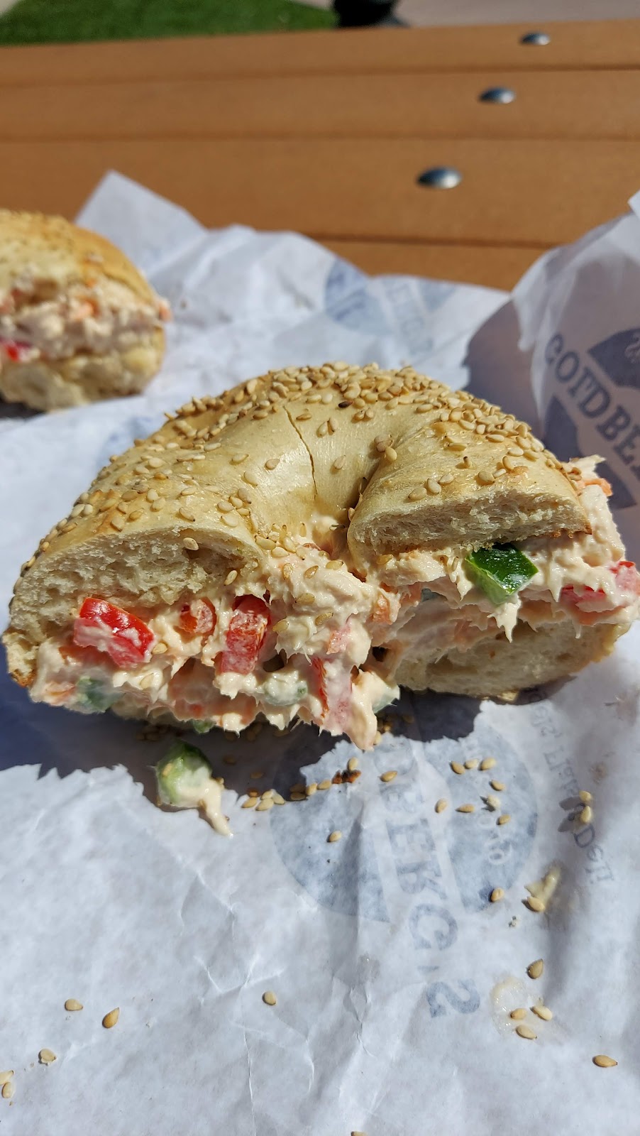Goldbergs Famous Bagels | 481 Montauk Hwy, East Quogue, NY 11942 | Phone: (631) 996-4445