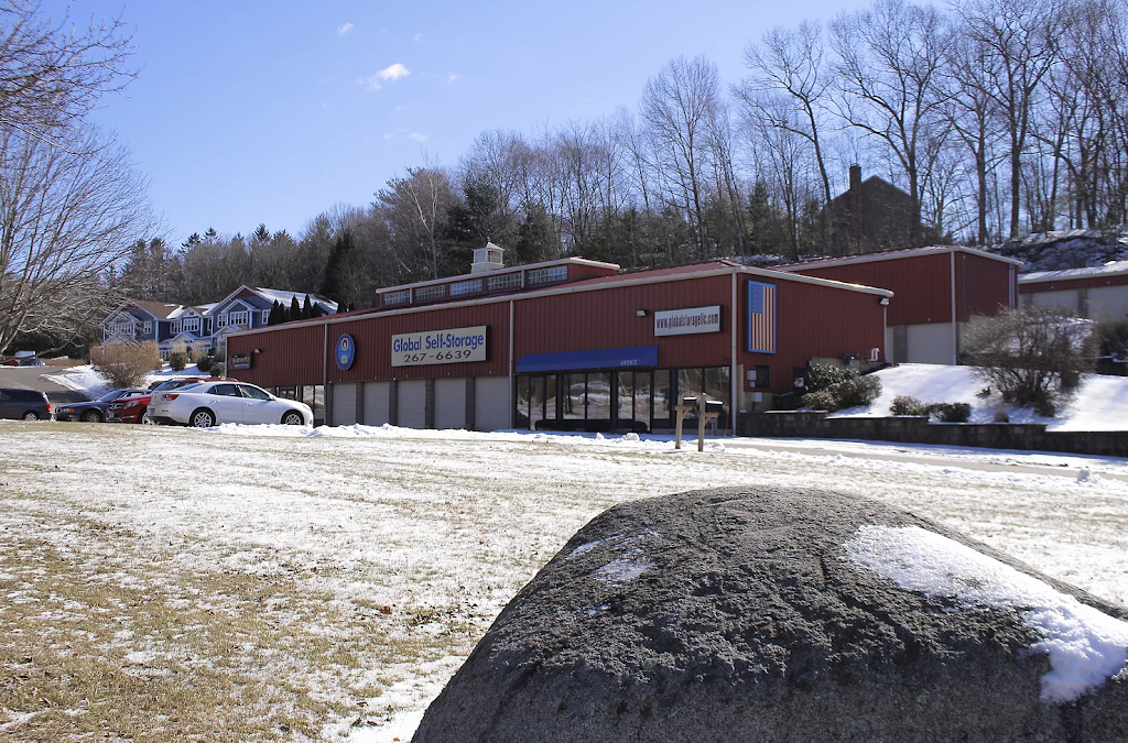 Portland Auto, Boat and RV Storage | 264 Freestone Ave, Portland, CT 06480 | Phone: (888) 851-5605