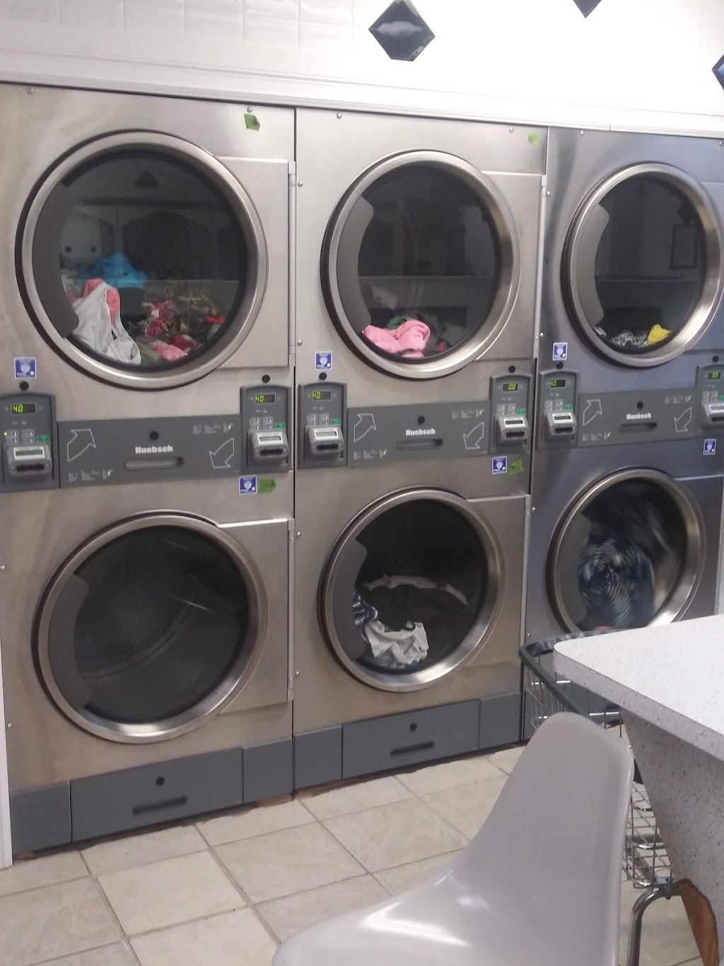 Mr. Petes Laundromat | 121 Carr Ave, Keansburg, NJ 07734 | Phone: (732) 787-5555