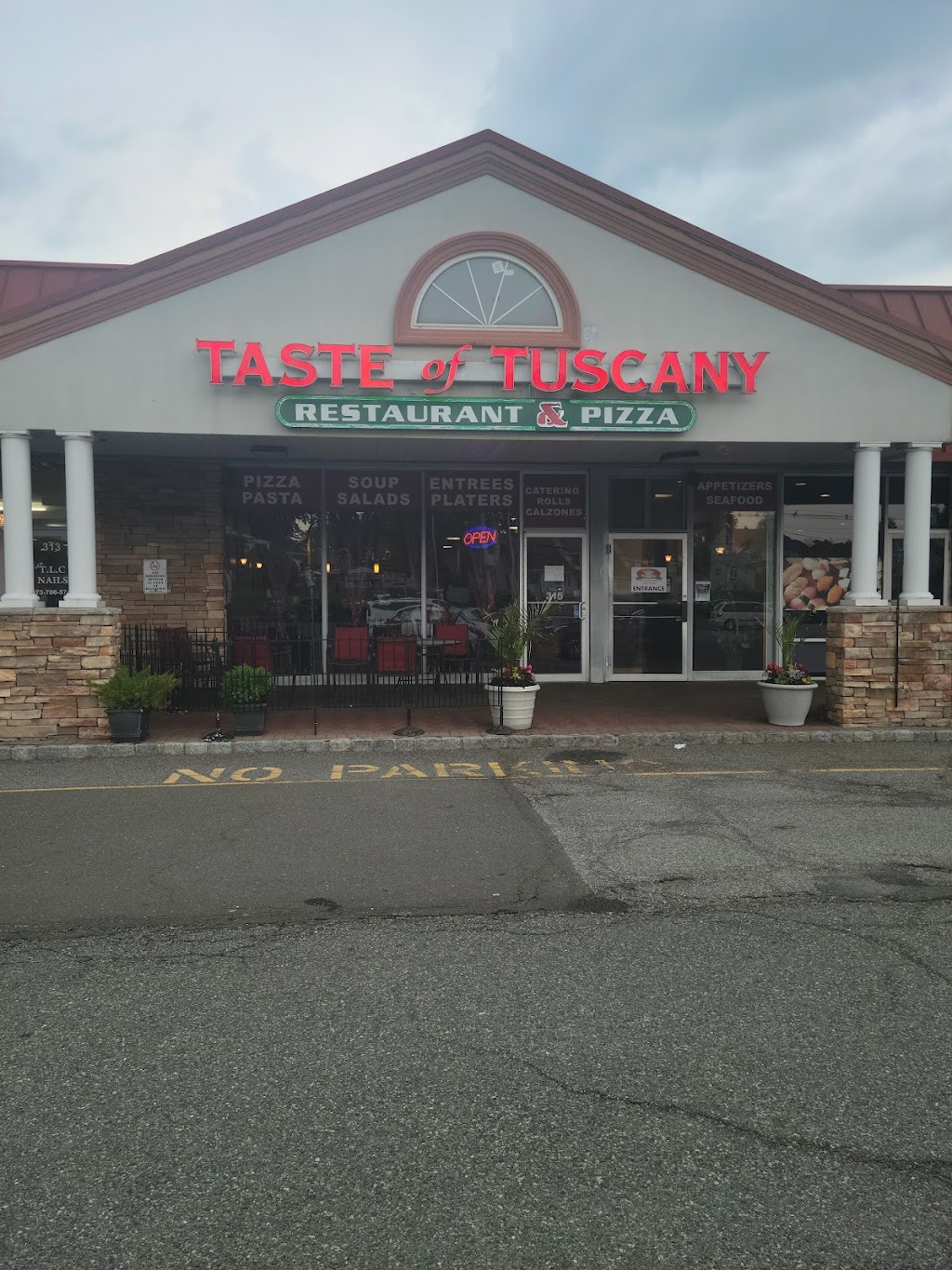 Taste of Tuscany - Wayne NJ | 315 Valley Rd, Wayne, NJ 07470 | Phone: (973) 694-7787