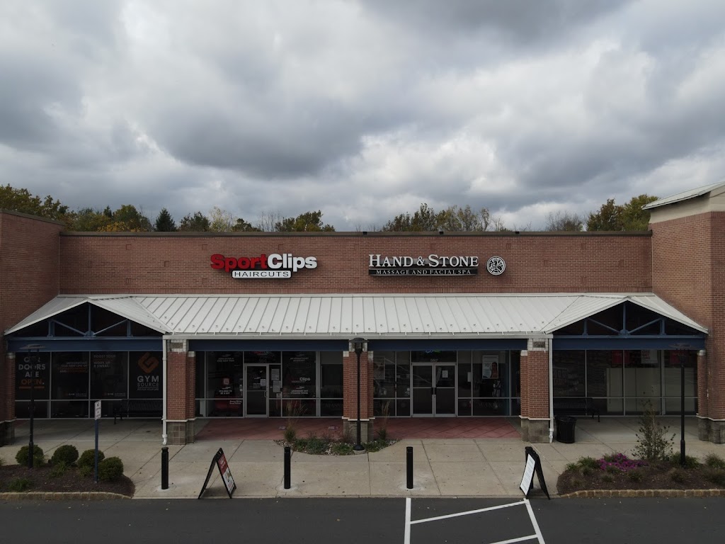 Sport Clips Haircuts of Princeton | 564 Nassau Park Blvd, Princeton, NJ 08540 | Phone: (609) 452-7400