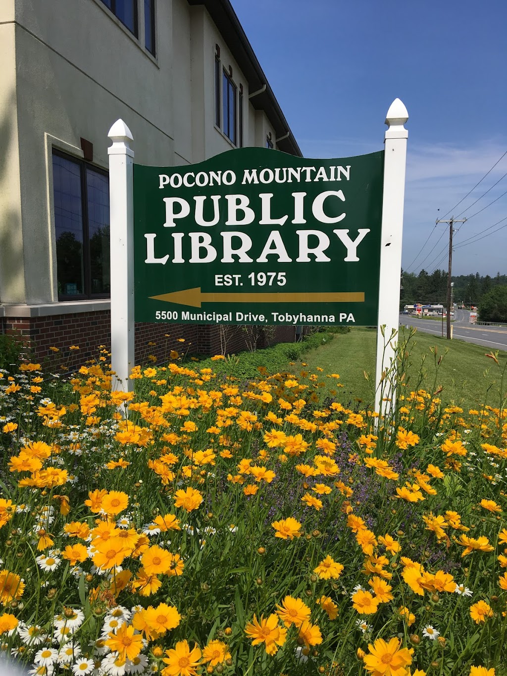 Pocono Mountain Public Library | 5500 Municipal Dr, Tobyhanna, PA 18466 | Phone: (570) 894-8860
