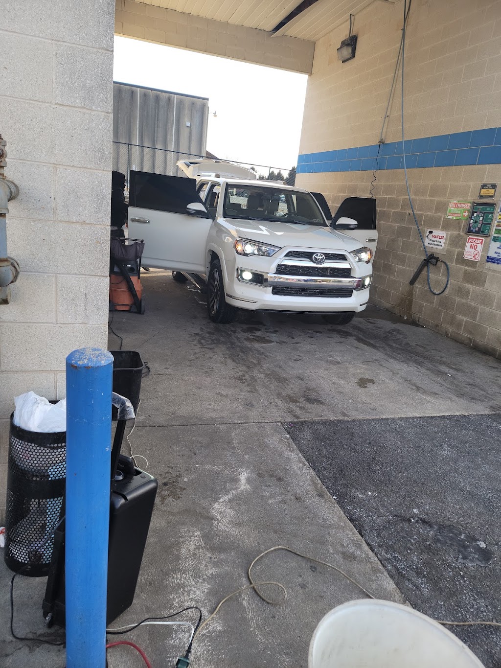 Capis Hand car wash LLC | 4470 Easton Ave, Bethlehem, PA 18020 | Phone: (484) 619-8676