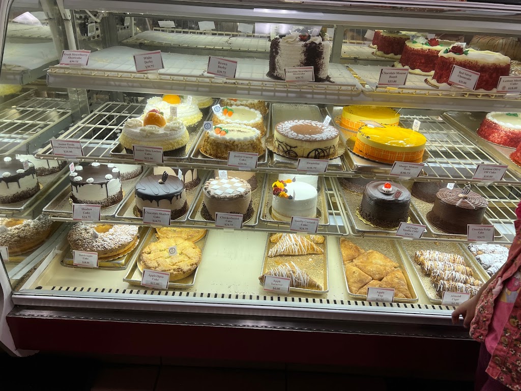 La Bon Bake Shoppes | 456 Elizabeth Ave Suite 4, Somerset, NJ 08873 | Phone: (732) 564-1313