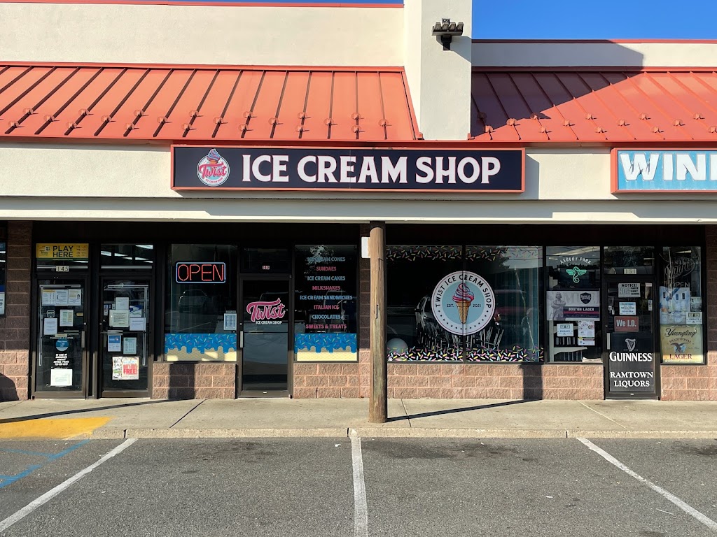 Twist Ice Cream Shop | 149 Newtons Corner Rd, Howell Township, NJ 07731 | Phone: (732) 840-6332